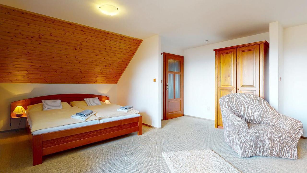 Penzion Patrik Mikulcin Vrch Vapenice Exterior foto